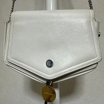 JIMMY CHOO 화이트 숄더백