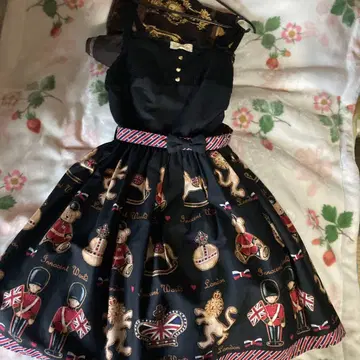 이노센트 월드 HAPPY LONDON 저스트 허리 오버롤 스커트