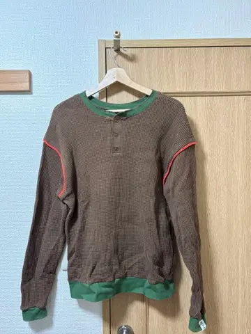 TINA:JOJUN 와플 원단 셔츠 브라운