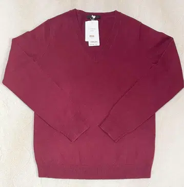 새상품 유니클로 캐시미어 니트 V넥 S 사이즈