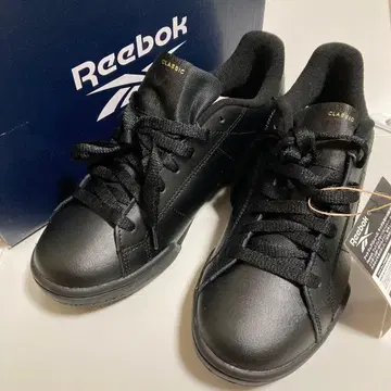 Reebok 블랙 스니커즈 245mm 리복