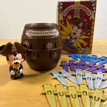 캐리비안의 해적 미키마우스 위기일발 디즈니