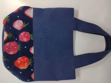 [ 새상품급 레어 ] 러브러리 바이 페이러 스트로베리 도트 토트백