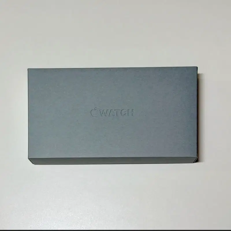 애플워치 울트라3 밀레니즈 루프 블랙 L 미개봉 팝니다.