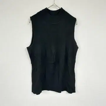 212 COLLECTION [ L ] 블랙 슬리브리스 상의 심플