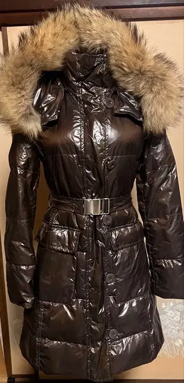 마렐라 다운 코트 (루마니아산)