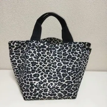 에르베샤 펠리에 1027F 팬서 블랑