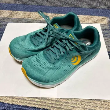 토포 러닝화 Magnifly5