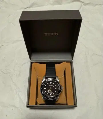 SEIKO SBDN075 솔라 다이버 워치