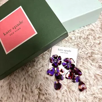 케이트 스페이드 플라워 모티브 귀걸이