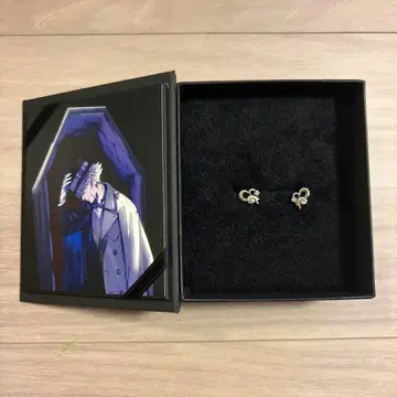 White clover 아줄 트위스테 실버 액세서리 귀걸이 한정판