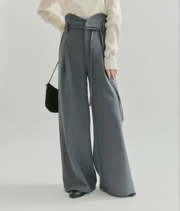 미스틱 웨이브 벨트 슬랙스