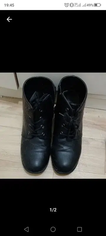 가죽 블랙 레이스업 부츠