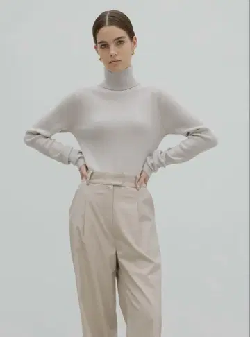 Na.e 터틀넥 슬림 니트 라이트 그레이