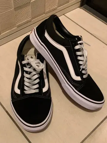 Vans 블랙 스니커즈 26cm