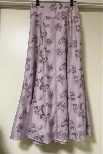 MERCURYDUO 자수 백 레이스업 스커트 라벤더