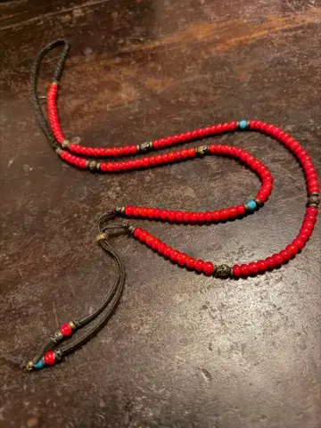 m.cohen (엠코엔) 비즈 목걸이 조니 뎁 착용