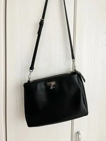 아네스베 숄더백