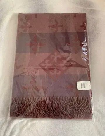 데일리 러셋 모노그램 스톨 미사용