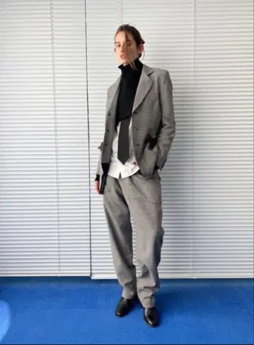 sulvam 22AW 하이넥 스웨터 니트 쇼트 기장