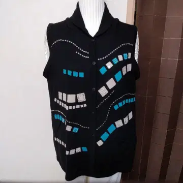 울 100% 이탈리아제 실 비즈 스팽글 장식 베스트 (블랙)