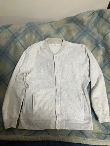 챔피온 버튼 맨투맨 XL이지만 L 정도 바시티 자켓(맨투맨 바시티 자켓)