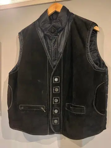 빈티지 스웨이드 베스트 버튼 구제 의류 충전솜 베스트 70s 80s