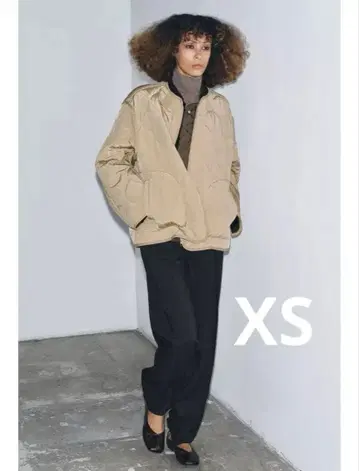 거의 미사용 ZARA 리버서블 퀼팅 자켓 XS