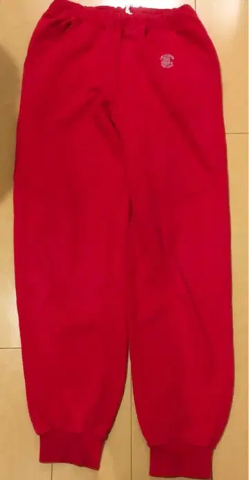 시나코바 스웨트 팬츠 레드 SINACOVA red