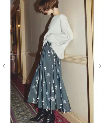 aimeine 메인 3D 자수 플레어 스커트