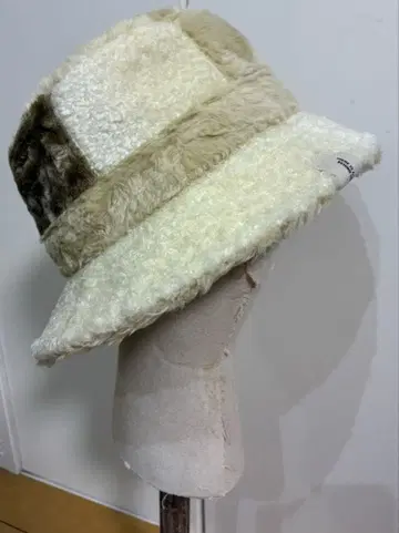 CA4LA 새상품급 버킷햇