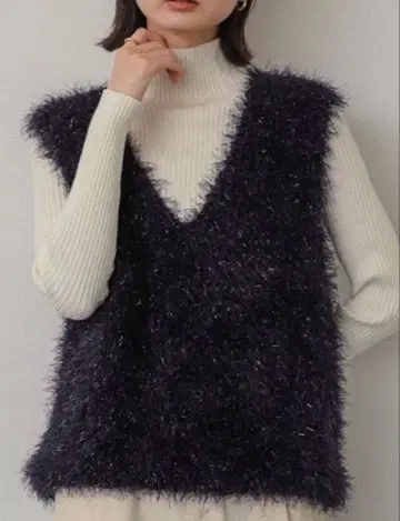 SENSE OF PLACE 바이 어반 리서치 몰 페더 니트 베스트