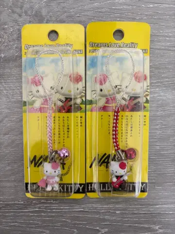 NANA 헬로키티 끈 달린 장식 오사키 나나 코마츠 나나