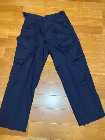 영국 해군 카고 팬츠