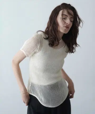 CLANE 클라네 VINTAGE MESH BACK SLIT TOPS 1