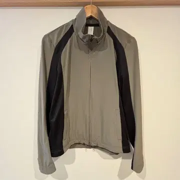 어태치먼트 트랙 자켓 사이즈 2