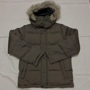 유니클로 다운 자켓 남성용 M 사이즈 브라운