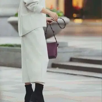 새상품 UNFILO BEAUTY FORM JERSEY I라인 스커트