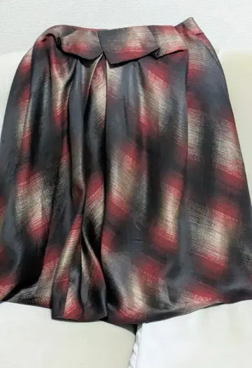 EPOCA 플레어 스커트 블랙 빨간색