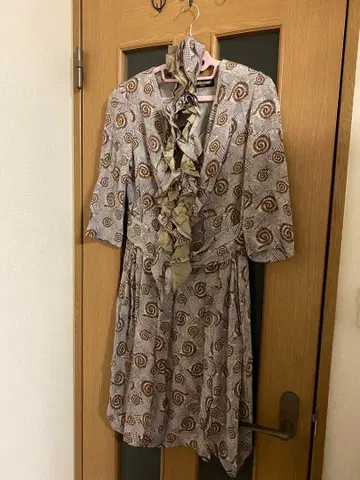 빙글빙글 무늬 7부 소매 원피스 히로코 코시노