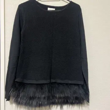 카레 블랙 퍼 긴팔 니트