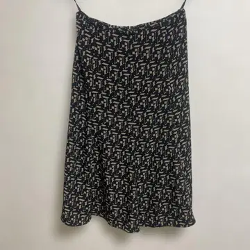 컴시즘 플레어 스커트