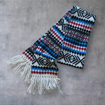 레트로 80년대 스타일 기하학 패턴 프린지 빈티지 스타일 노르딕 머플러