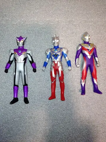 울트라맨 소프트 비닐 3체 세트