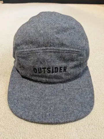 워크캡 OUTSIDER 로고 그레이