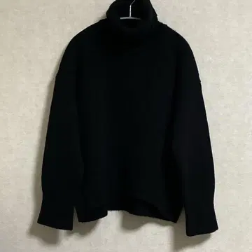 GALERIE VIE 갤러리 바이 파인 울 터틀넥