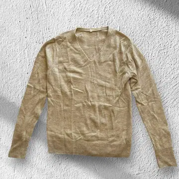 [레어] 니트 스웨터 베이지 M 울 50% 야크 50% 무지 따뜻한