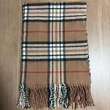 베이지 계열 타탄 체크 스톨