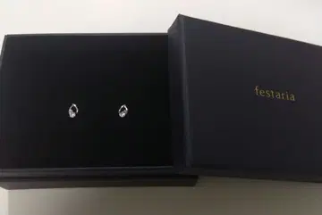 [ 메루카리 택배 ] bijou SOPHIA 귀걸이 미사용 새상품