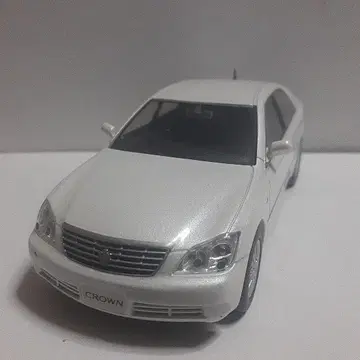 도요타 크라운 로얄살롱 컬러 샘플